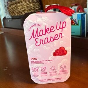 MakeUp Eraser PRO in Soft Pink